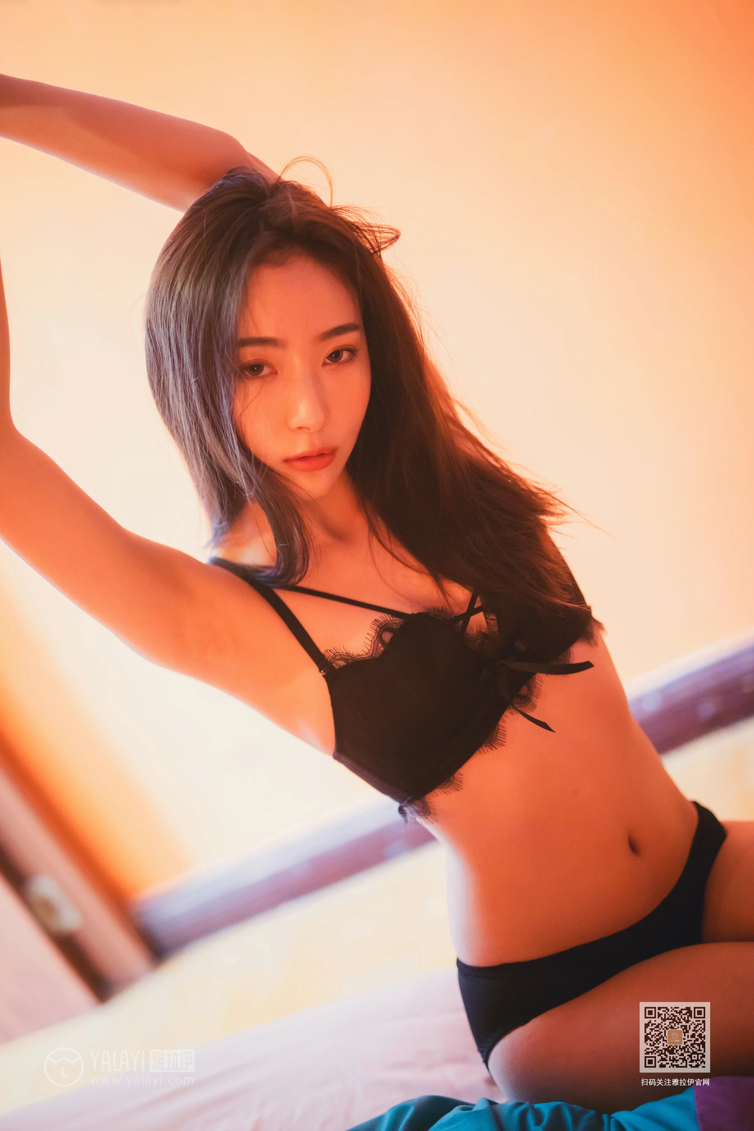 [YALAYI雅拉伊]Vol.592 再看我一眼 海棠 黑色蕾丝内衣性感私房写真集第13张