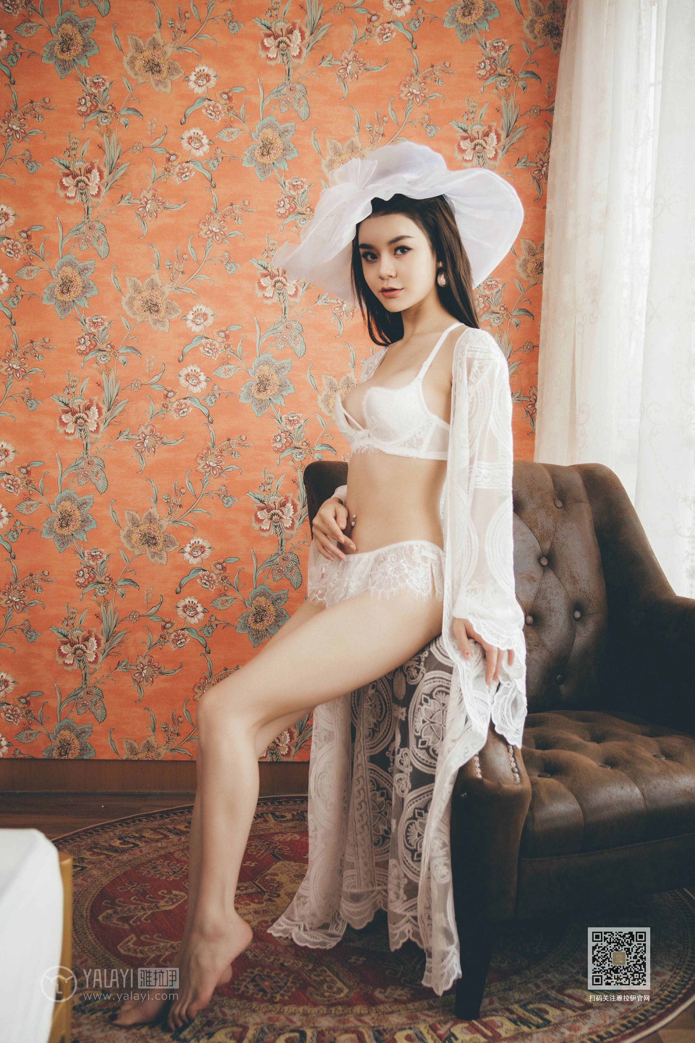 [YALAYI雅拉伊]Vol.594 第一次拍写真 蓉蓉 白色镂空睡衣加白色蕾丝内衣性感私房写真集第9张