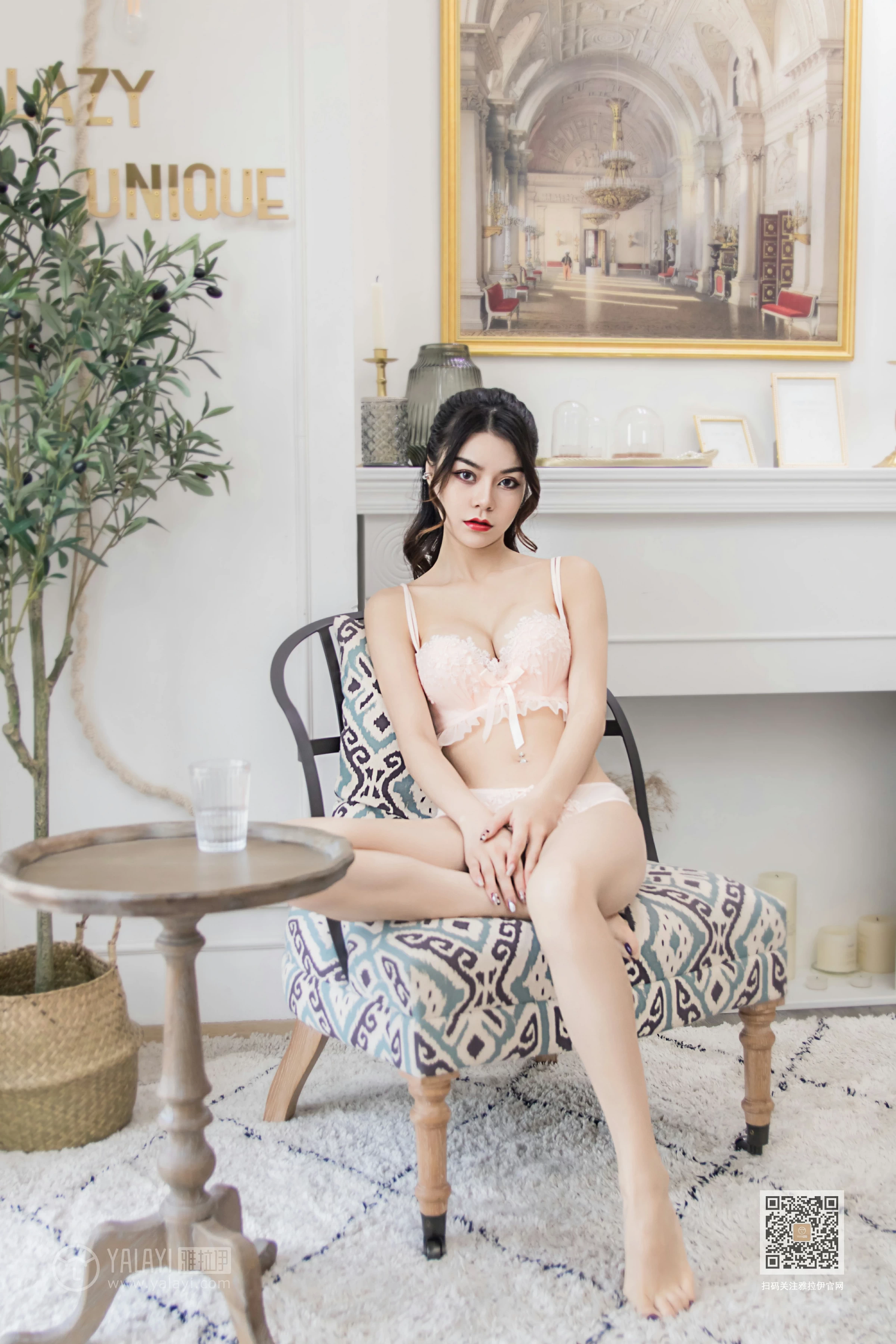 [YALAYI雅拉伊]NO.634 《自由自在》 蓉蓉 粉色蕾丝内衣性感私房写真集第1张