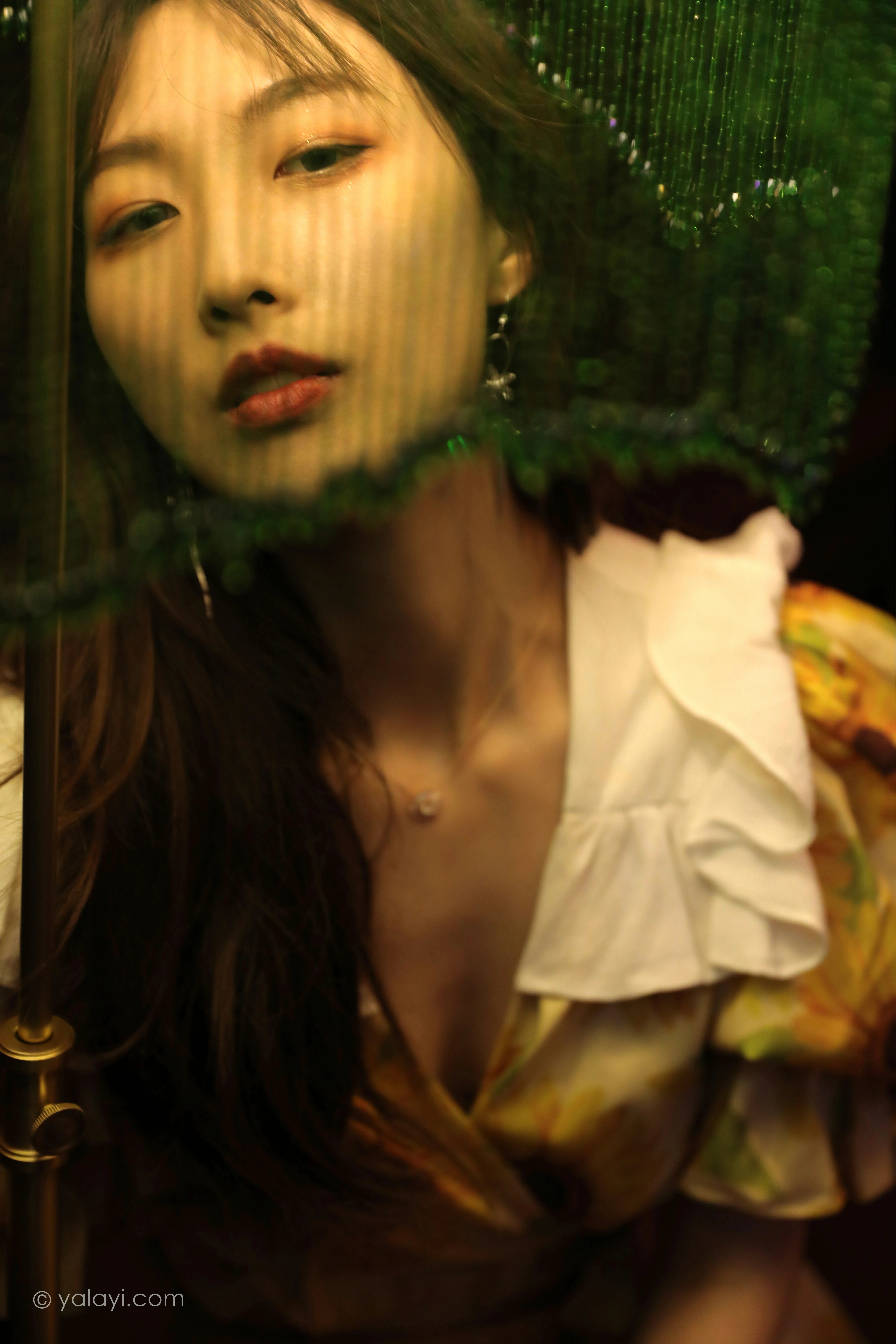 [YALAYI雅拉伊]NO.816 只剩下钢琴 佳佳 黄色连衣裙居家复古写真集第8张