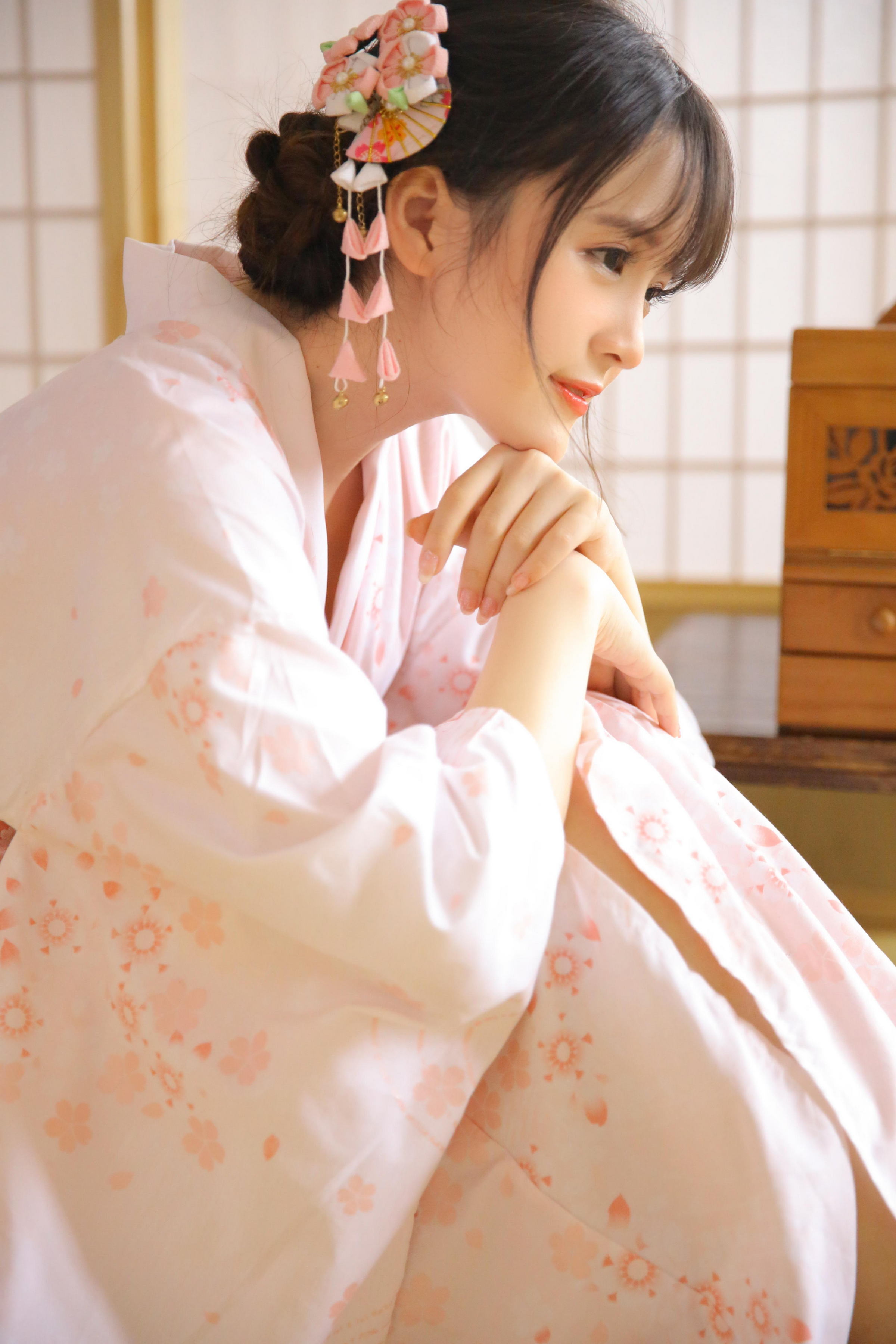 [YALAYI雅拉伊]2022.05.05 尽情可爱 甜美少女 JK水手制服与粉色和服清纯写真集第8张