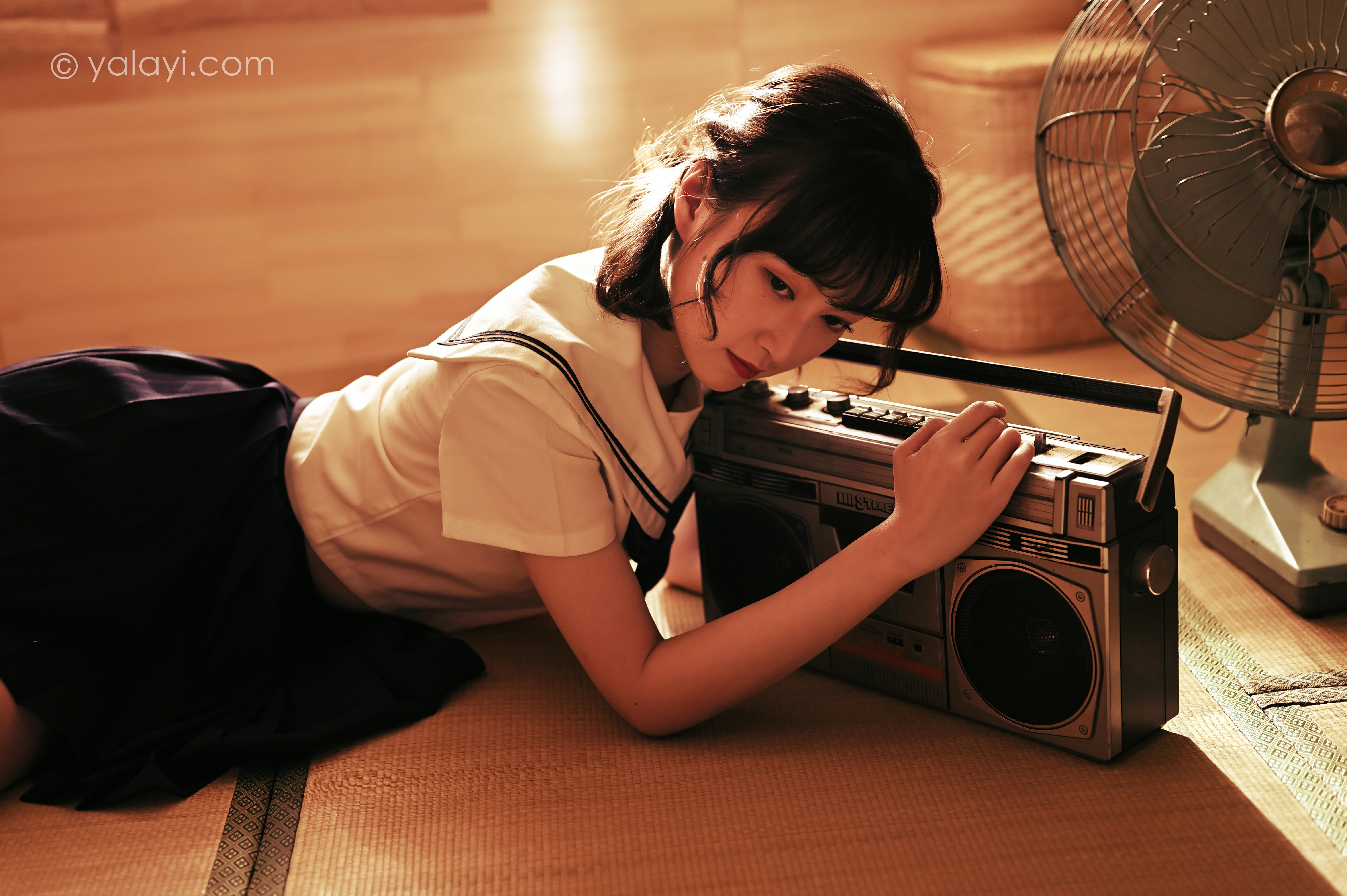 [YALAYI雅拉伊]NO.778 优等生JK 京京 白色水手制服加黑色短裙私房写真集第2张