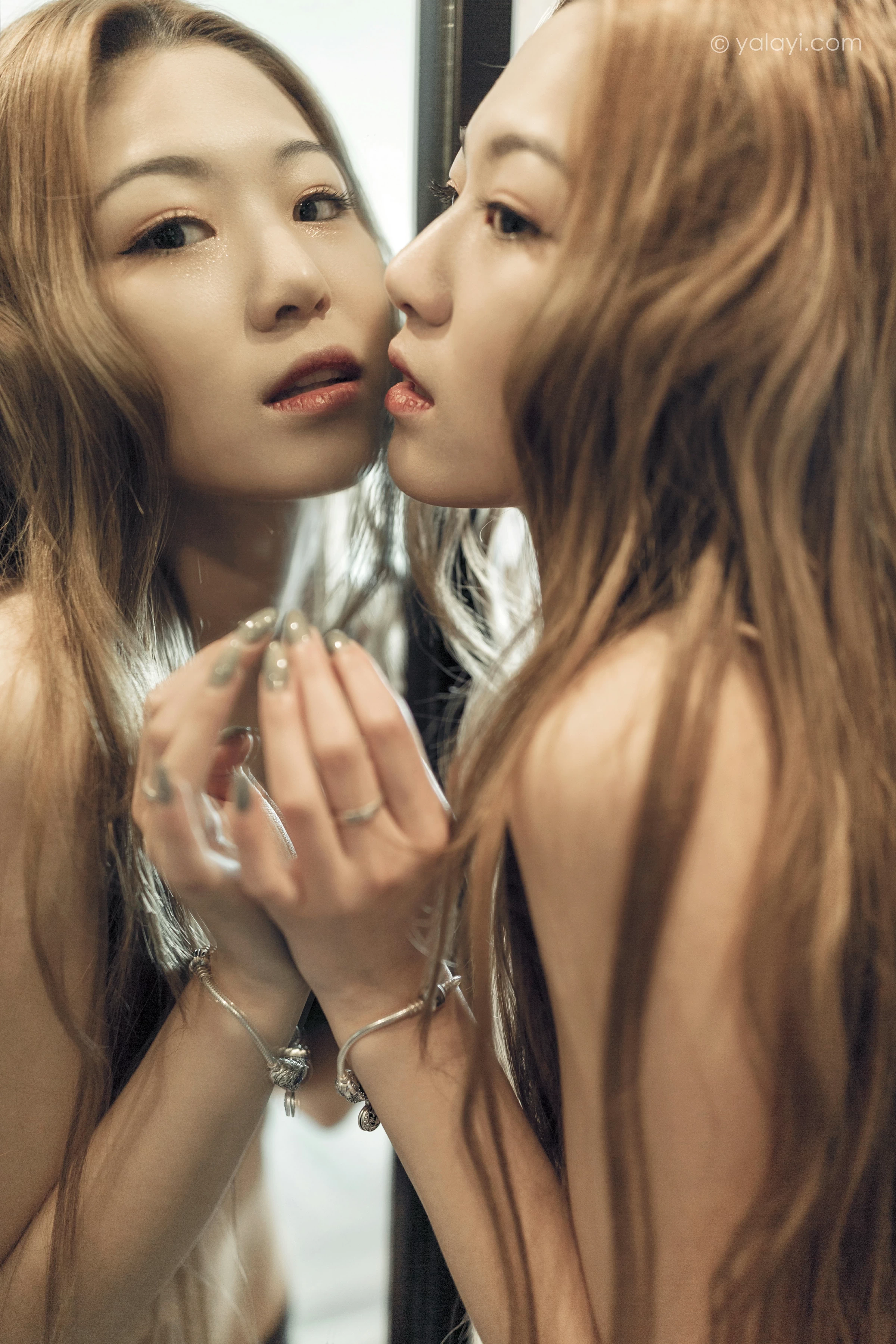 [YALAYI雅拉伊]NO.746 《心魔》 可颐 黑色蕾丝内衣性感私房写真集第3张