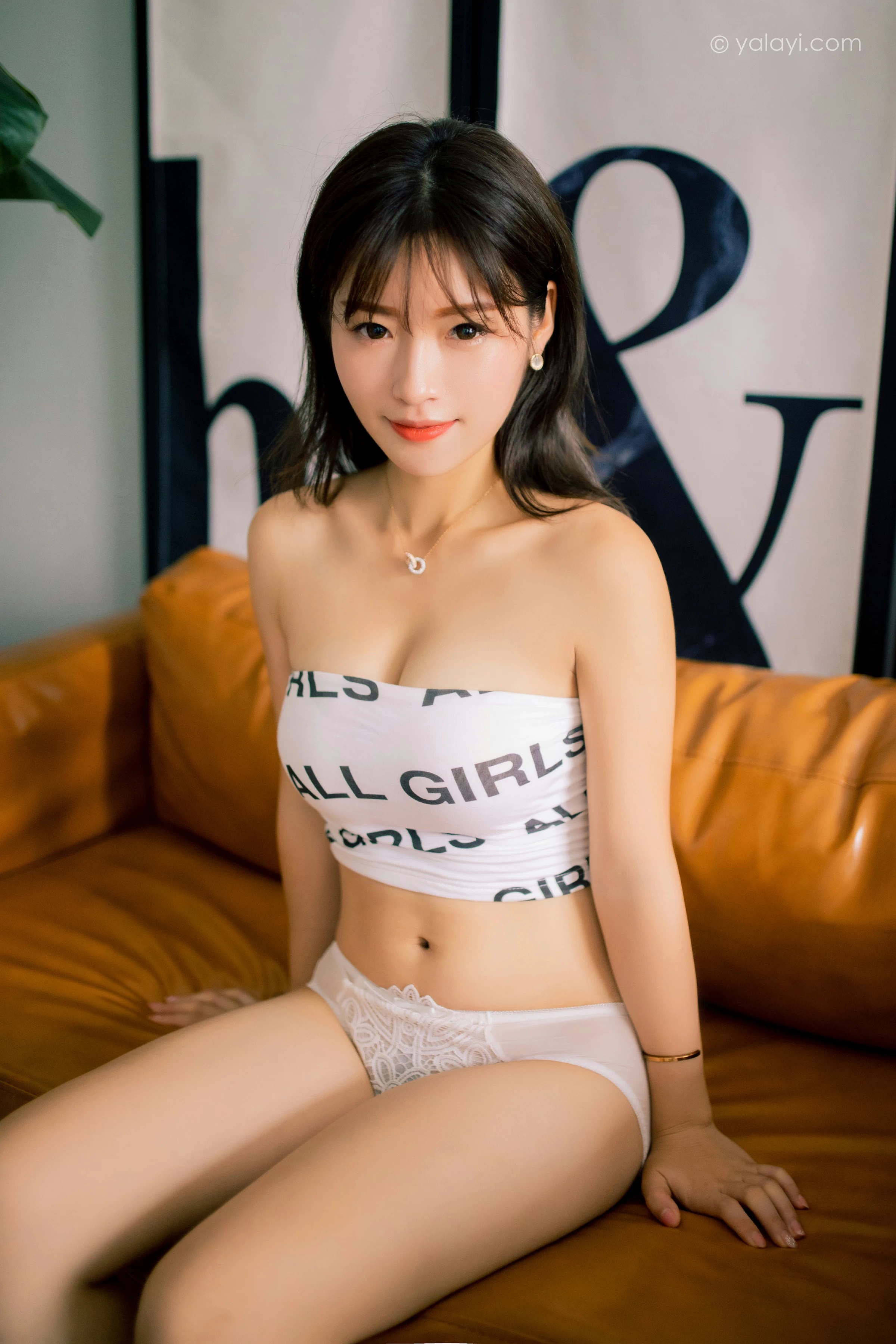 [YALAYI雅拉伊]NO.730 《硬糖少女》 朵朵 白色比基尼泳装性感私房写真集第6张