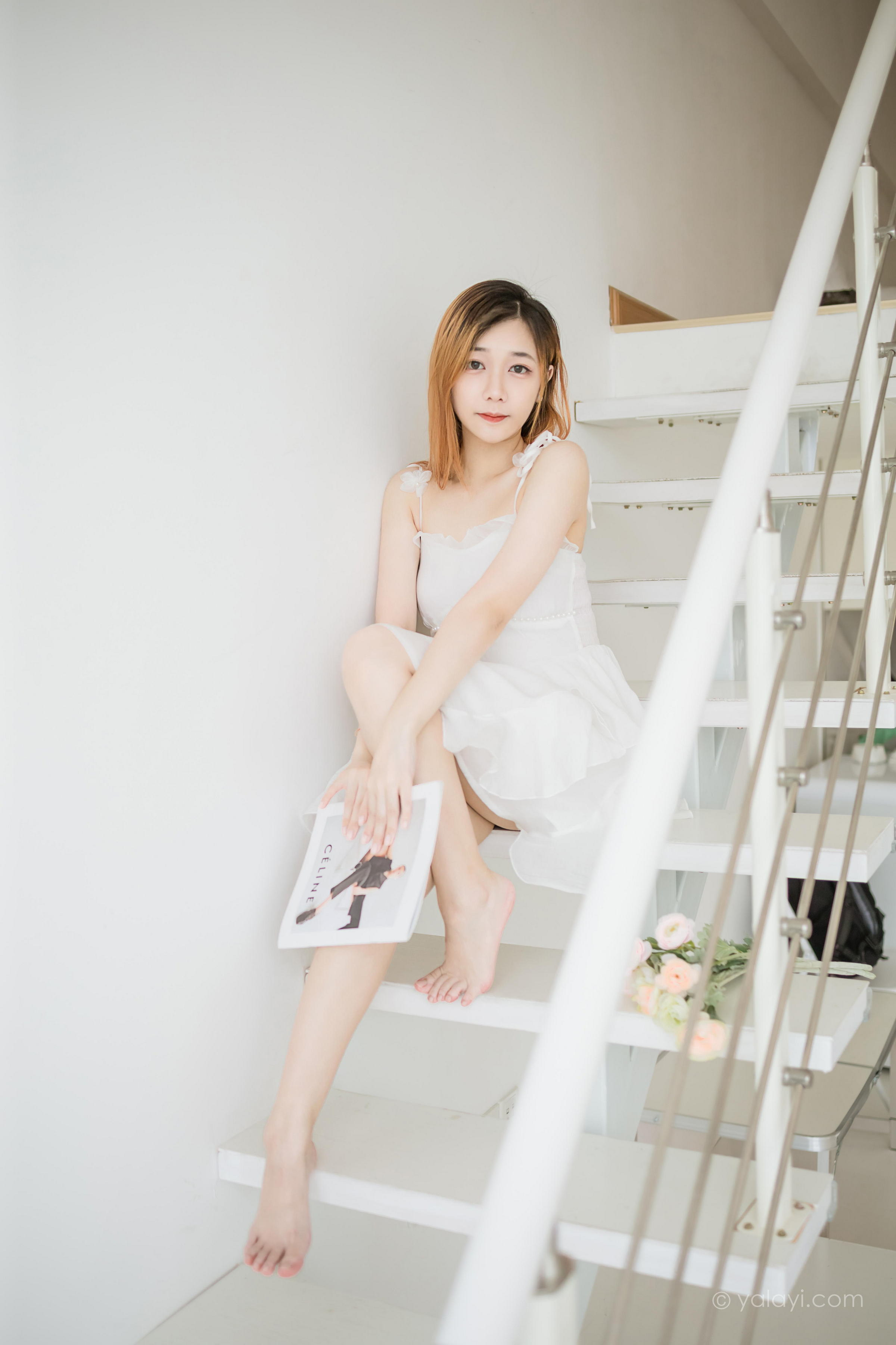 [YALAYI雅拉伊]2022.12.03 白衣丽人 夜夜 白色吊带透视连衣裙居家清纯写真集第4张