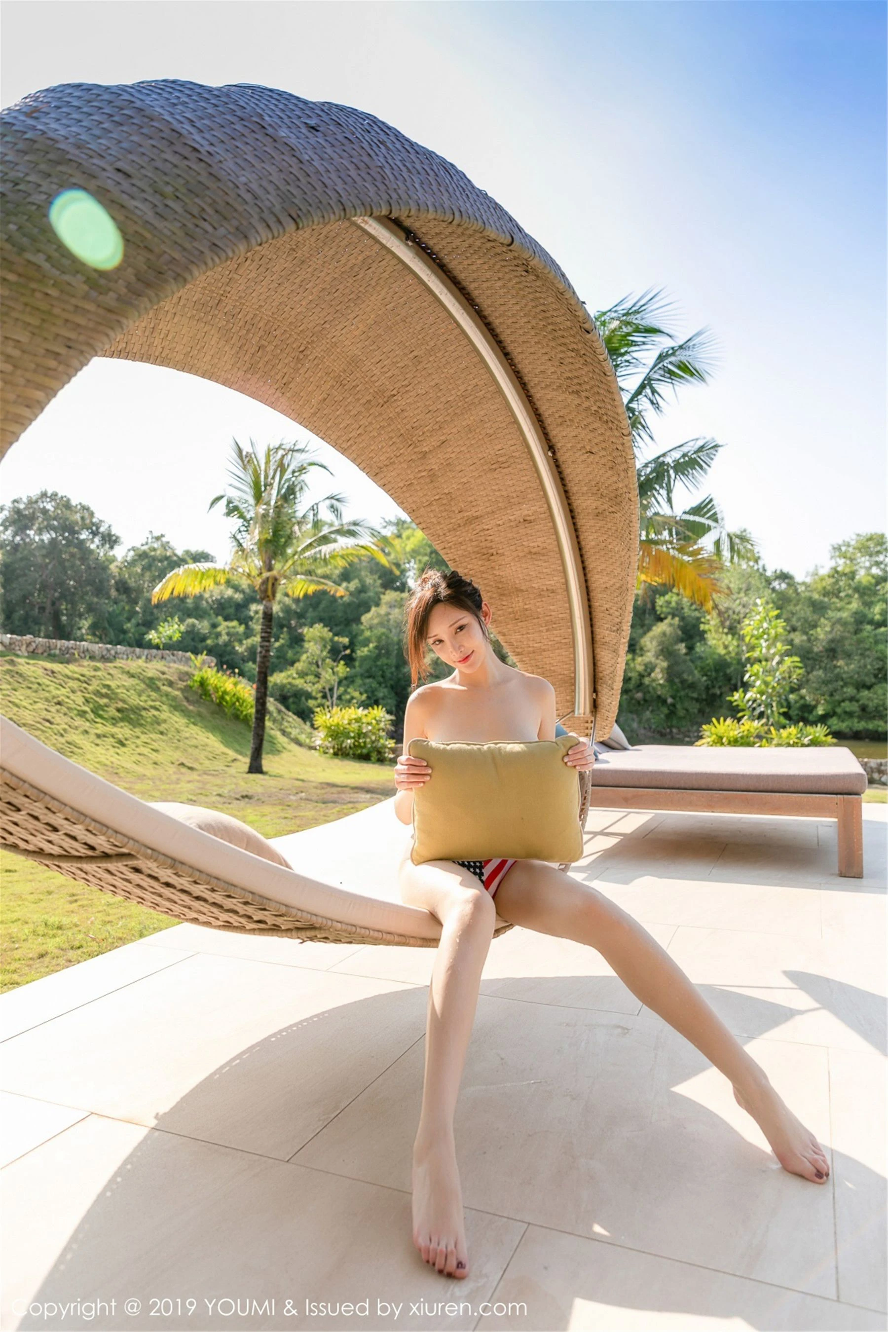  尤蜜荟YouMi Vol.327 奶瓶土肥圆矮挫丑黑穷第2张