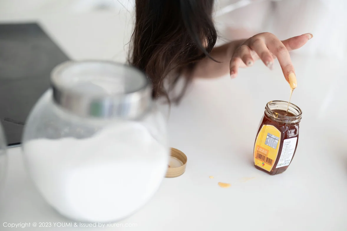  尤蜜荟 Vol.959 laura阿姣 白色网纱服饰泰国旅拍 [86P]第9张