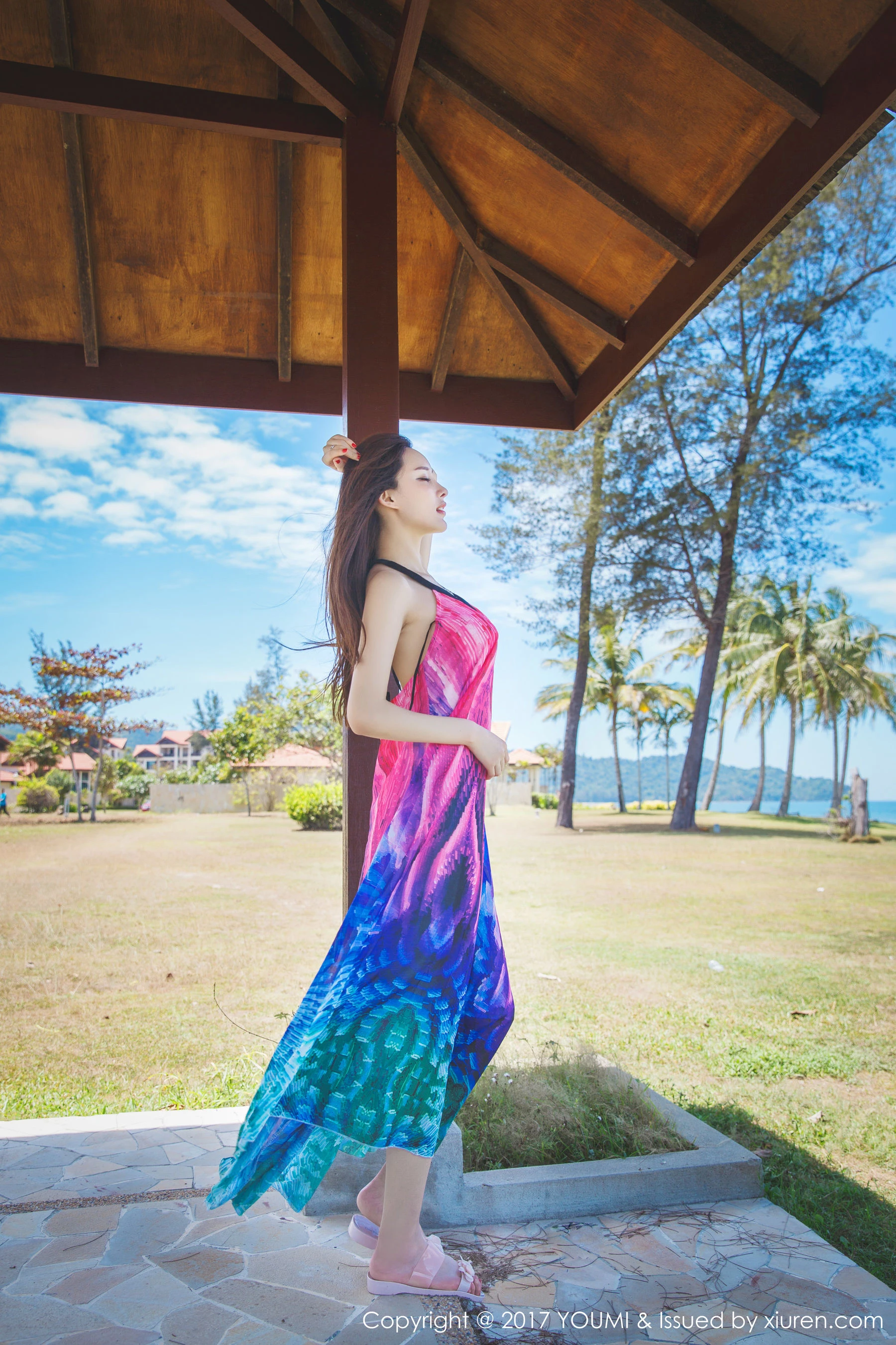 土肥圆矮挫穷《沙滩比基尼+韵味长裙》 尤蜜荟YouMi Vol.029第3张