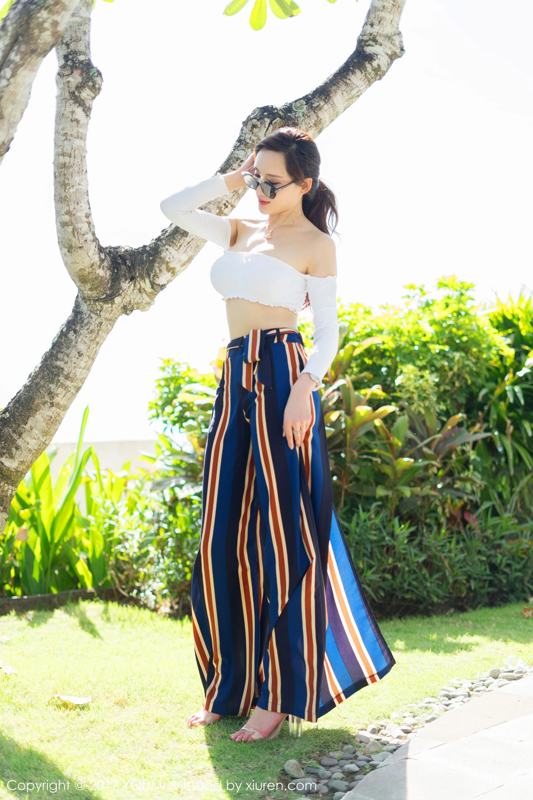  土肥圆矮挫穷《透视蕾丝+情趣内衣~》 尤蜜荟YouMi Vol.043第9张