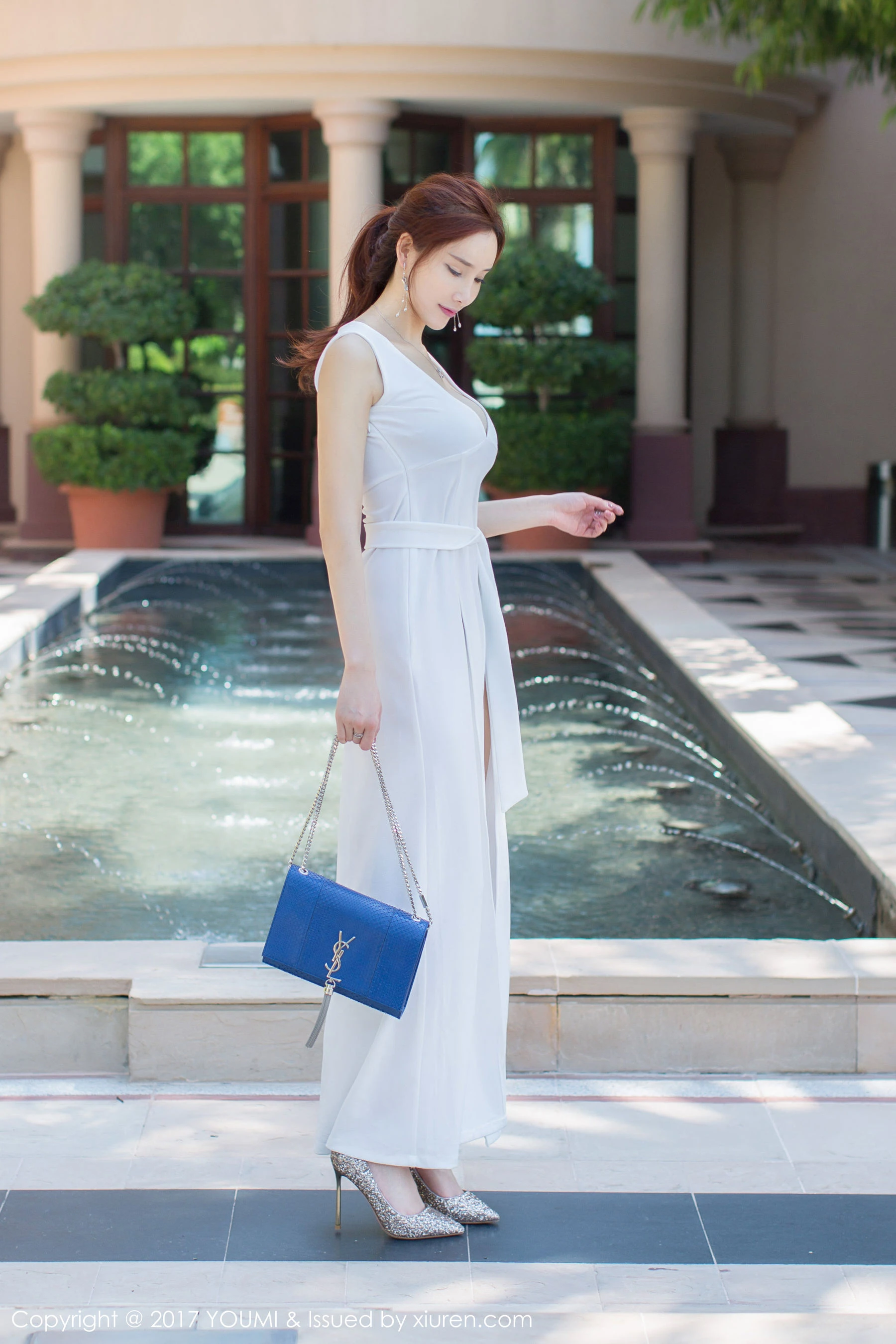  土肥圆矮挫穷《高叉礼服+真空情趣内衣》 尤蜜荟 VOL.089第7张