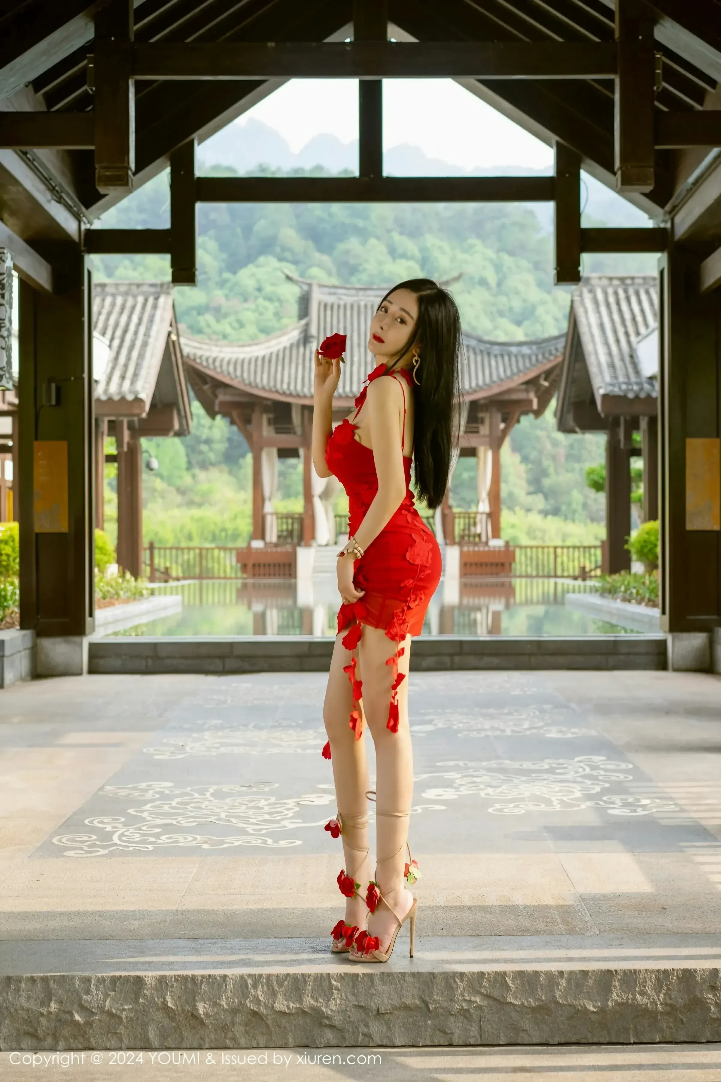  尤蜜荟 VOL.1058 允爾 [51P]第5张